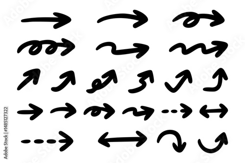 ペンで書いたシンプルな矢印のセット＿黒