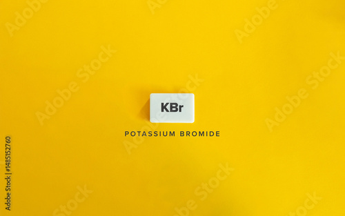 Potassium Bromide, KBr