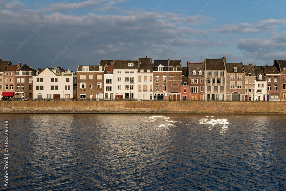 Obraz premium Maastricht, Netherlands - September 17, 2024: View of the city's waterfront