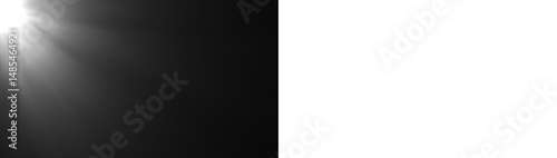 PNG White sunray light effect with soft blur shine. Transparent overlay with motion png subtle distortion. Ideal for bright, clean, or atmospheric design and cut-out visuals.