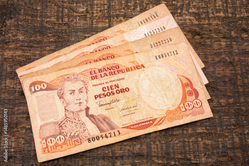 Colombian currency. Old Colombian banknotes 
