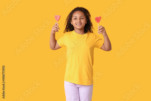 Cute African-American girl ...