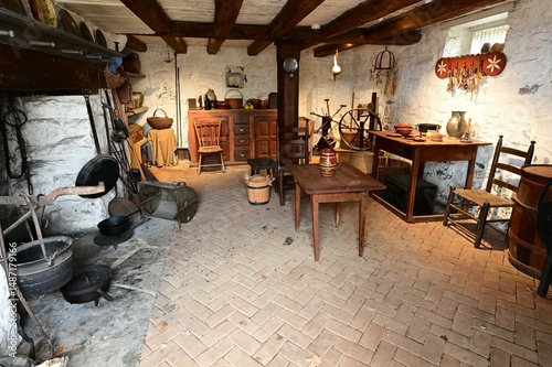 Showing how a kitchen used to be in America in the 18th century.
