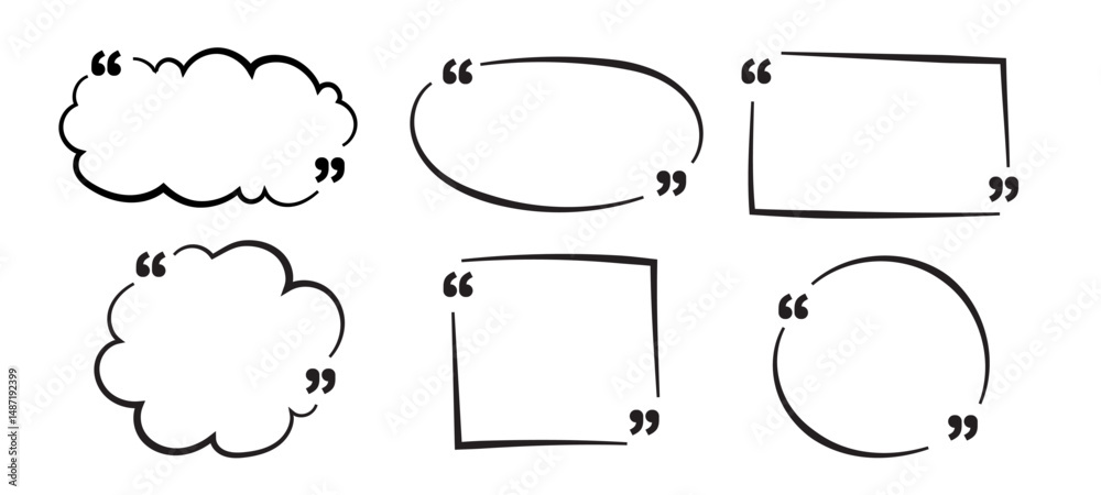 Obraz premium Speech bubble in Hand-drawn style set, Chatting box, Message box, Talk bubble, speak bubble, think balloon, design element, vector illustration 