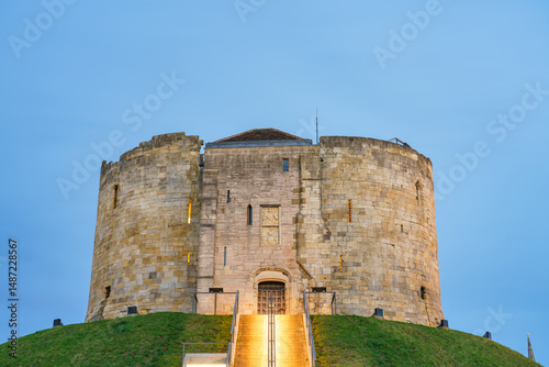 Obraz na płótnie York Castle at dawn in York city. England. UK w salonie