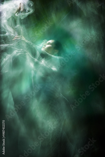 White Veil Double Movement Embrace