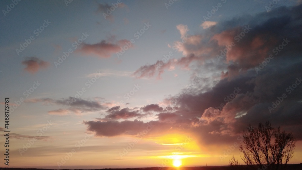 Obraz premium sunset in the clouds