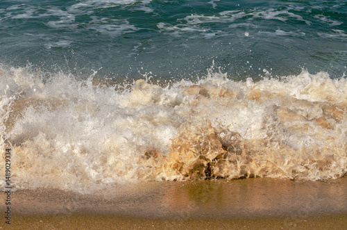 Fototapeta Naklejka Na Ścianę i Meble -  waves on the beach