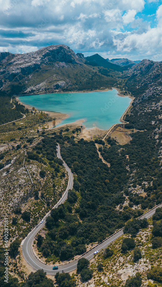 Fototapeta premium Pantà de Gorg Blau