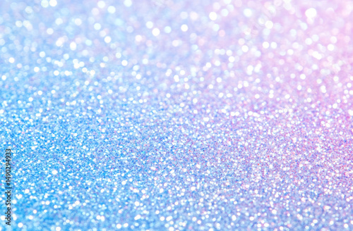 A blue background composed of stones and sand that makes people feel cheerful