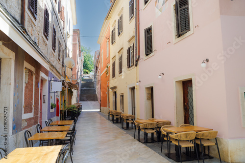 Fototapeta Naklejka Na Ścianę i Meble -  Old streets in Pula old town, Croatia