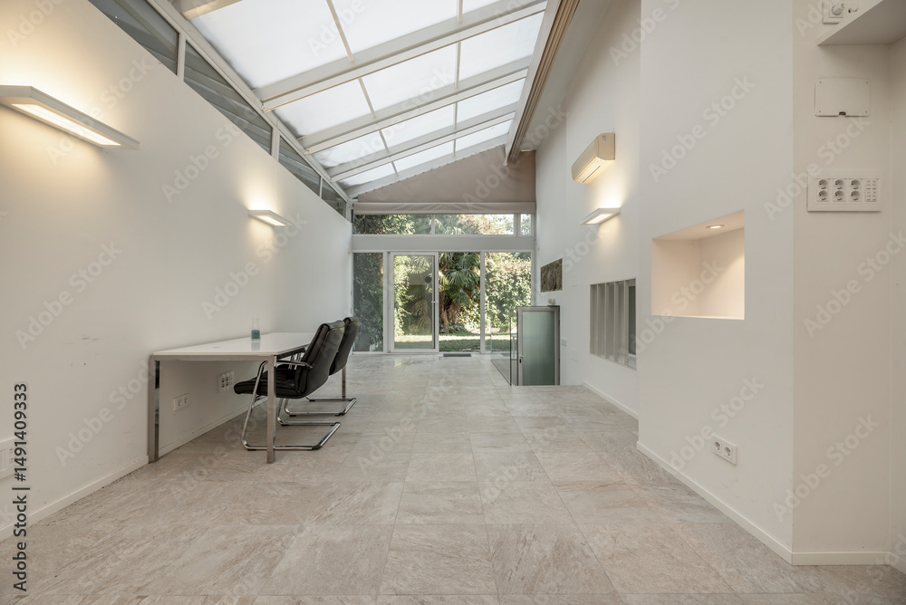 Fototapeta premium Customisation: Possibility of refurbishing and adapting the house to your needs