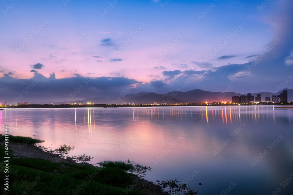 Fototapeta premium Serene Sunset View by the Lake