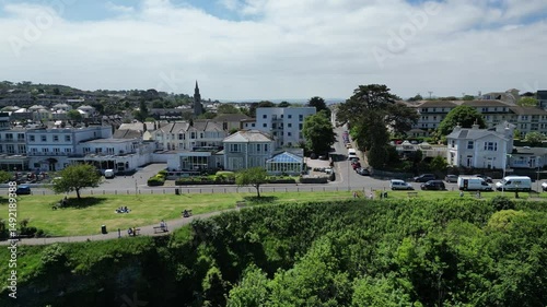 Babbacombe, Torbay, South Devon, England: DRONE VIEWS: Babbacombe Down, walkers and the nearby pubs, restaurants and hotels. Babbacombe is a popular UK holiday destination (Clip 6).