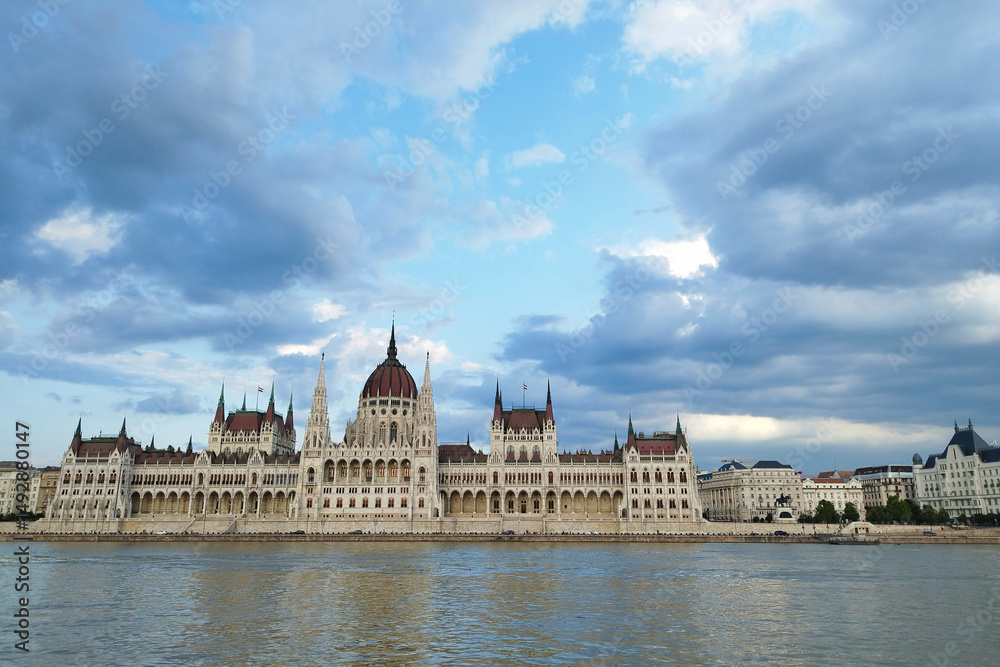 Fototapeta premium Budapest. Parliament House. House on the Danube River