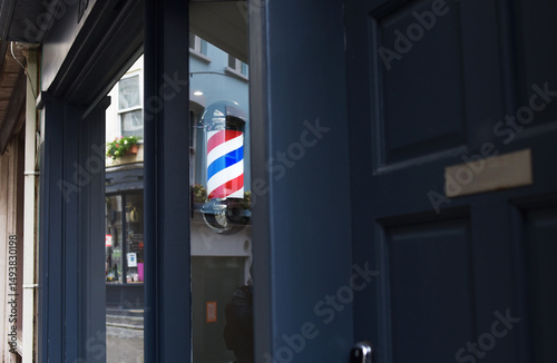 Guernsey, vitrine barbier