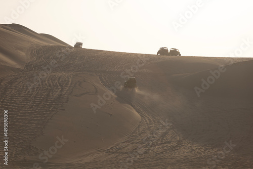 Desierto paisaje autos