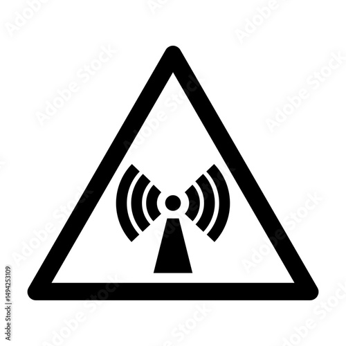 W005 ISO 7010 Registered safe...