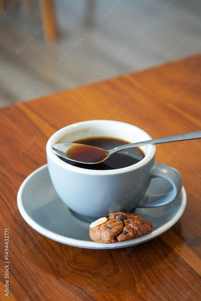 Obraz premium Hot Americano, captured on May 20, 2025. A smooth and bold espresso-based coffee with hot water, offering a clean, rich flavor and deep aroma