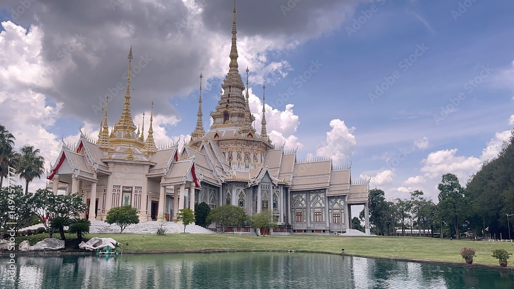 Naklejka premium Wat luang por to in Korat Thailand