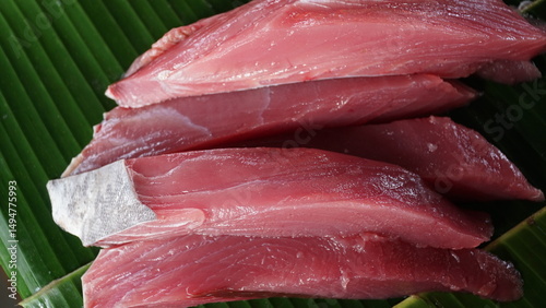 Tuna is a type of sea fish that has high nutritional value and is popular with the public because of its delicious taste. In addition, this fish is also an important commodity in the fisheries and exp