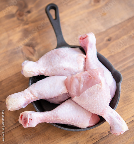 Raw chicken drumsticks