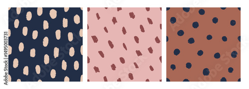 Seamless hand-drawn polka dot patterns set. Endless abstract backgrounds, tex...