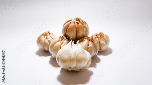 Fototapeta Naklejka Na Ścianę i Meble -  photo of garlic is usually used as a cooking spice