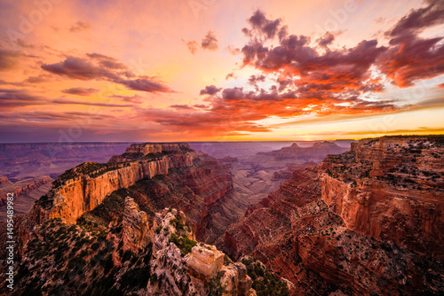 Sunset at Cape Royal overlook on the north rim of the grand canyon