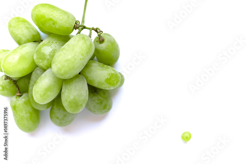 A vibrant bunch of green grapes isolated on a white background. Fresh, juicy, and perfect for concepts of healthy eating, summer freshness, and natural beauty.
