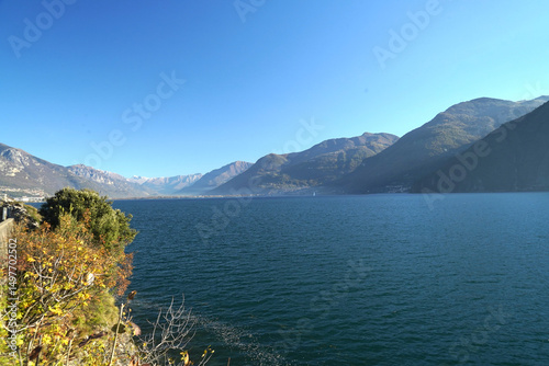 Veduta autunnale del Lago d'Iseo. Provincia di Bergamo, Lombardia, Italia.