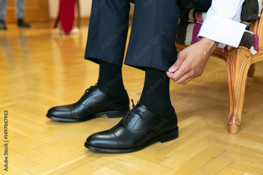 calzado, los pies, cuero, hombre, moda, negro, empresario, pata, digno, boda, calcetines, novio, sentada, piso, persona, andar calzado, los pies, cuero, hombre, moda, negro, empresario, pata, digno, boda, calcetines, novio, sentada, piso, persona, andar