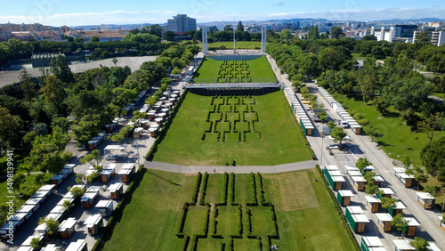 Vista aérea do Marquês de Pombal e do Parque Eduardo VII em Lisboa, Portugal

