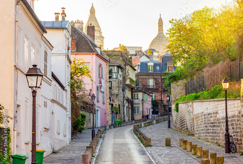 Canvas Print Architecture of L'Abreuvoir street in Montmartre hill, Paris, France