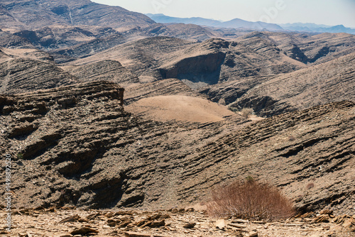 lifeless mountain desert