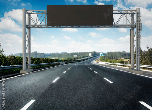 Foto Empty LED highway sign on metal gantry structure