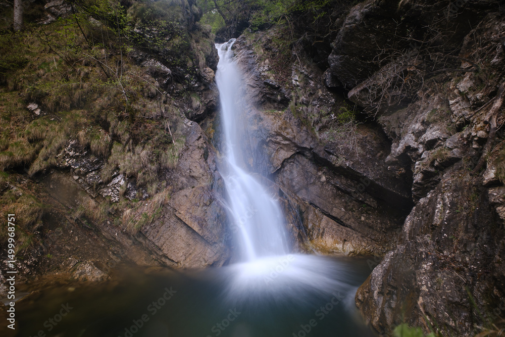 Obraz premium Pekel gorge with waterfalls near Ljubljana in Slovenia