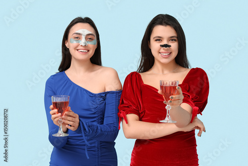 Beautiful young women in st...