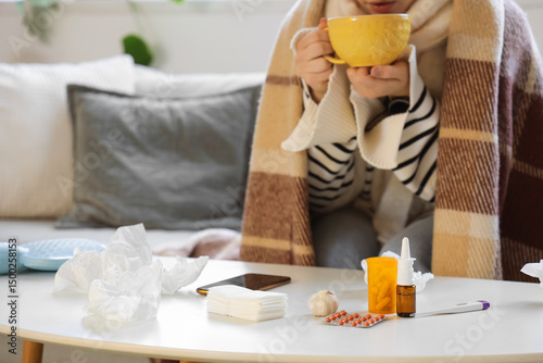 Different flu medications w...