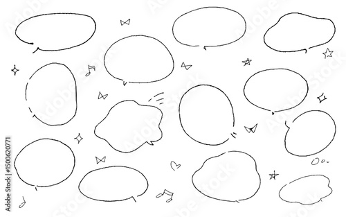 シンプルな線の手書きの吹き出しセット ベクター(モノクロ)