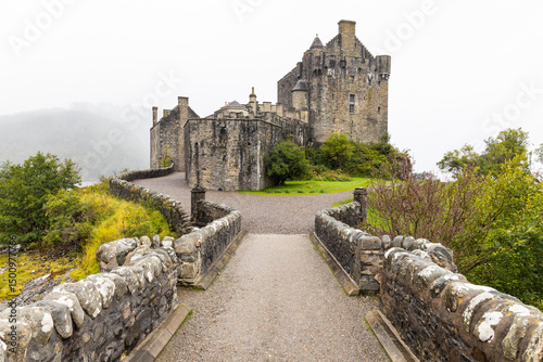 Eilean Donan Castle, near the Isle of Skye, rises on a small island where three lochs meet. A Scottish icon, it blends medieval charm, dramatic landscapes, and timeless heritage by the water