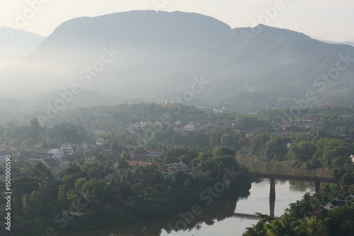 Obraz na płótnie View of Luang Prabang city in the morning w salonie