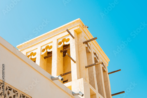 Ras Al Khaimah, UAE – 14.04.2025: The desert coastal town (ghost town) of Jazeera Al Hamra includes a fort, three schools, an open-air market and mosques nestled between hundreds of villas . High