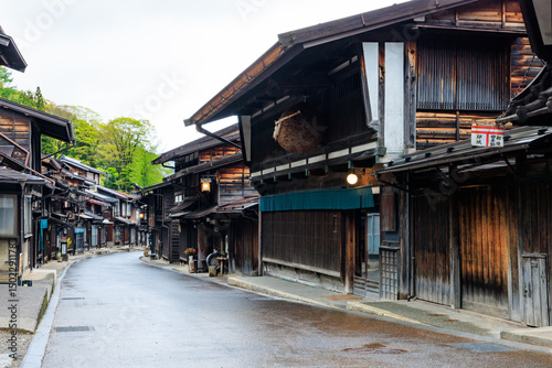 初夏の中山道 奈良井宿　長野県塩尻市　Narai-juku on the Nakasendo in early summer. Nagano Pref, Shiojiri City.	
