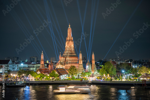 THAILAND BANGKOK VIJIT CHAO PHRAYA WAT ARUN