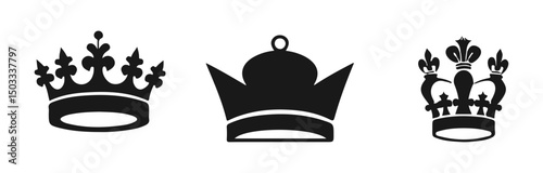Set Hand drawn crown silhouette