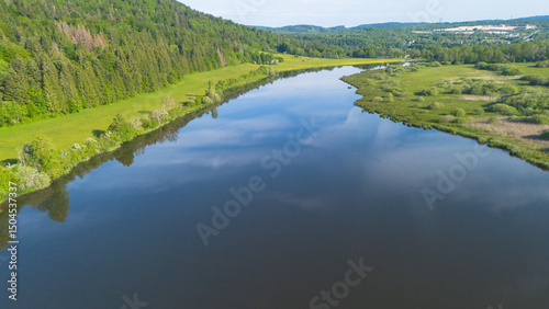 étang des Lésines et le Marais de Vaux  à Plateau d'Hauteville dans l'Ain, vue aérienne

