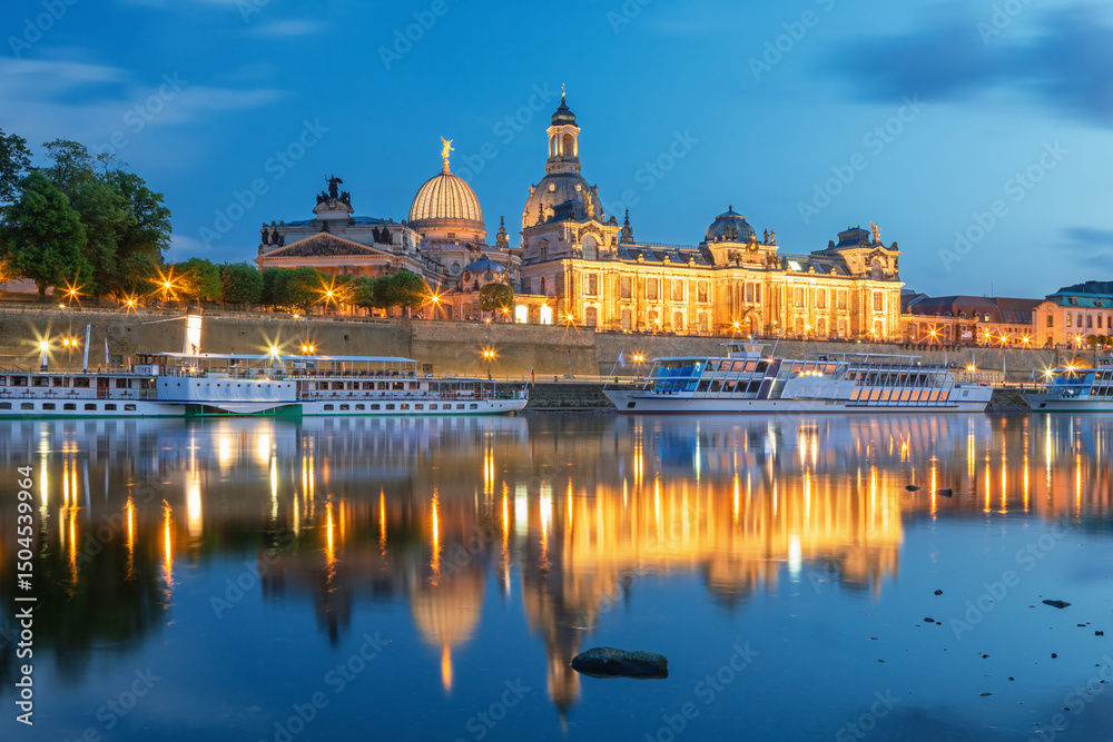 Fototapeta premium Dresden, the German federal state of Saxony city, river, old europe