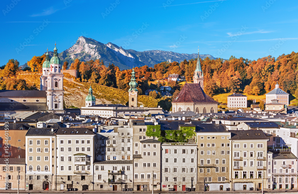 Fototapeta premium view on Salzburg , Festung Hohensalzburg herriage in the autumn, Salzburg, Austria
