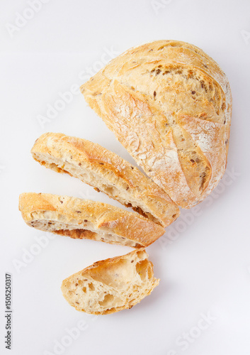 Miche de pain blanc français aux céréales